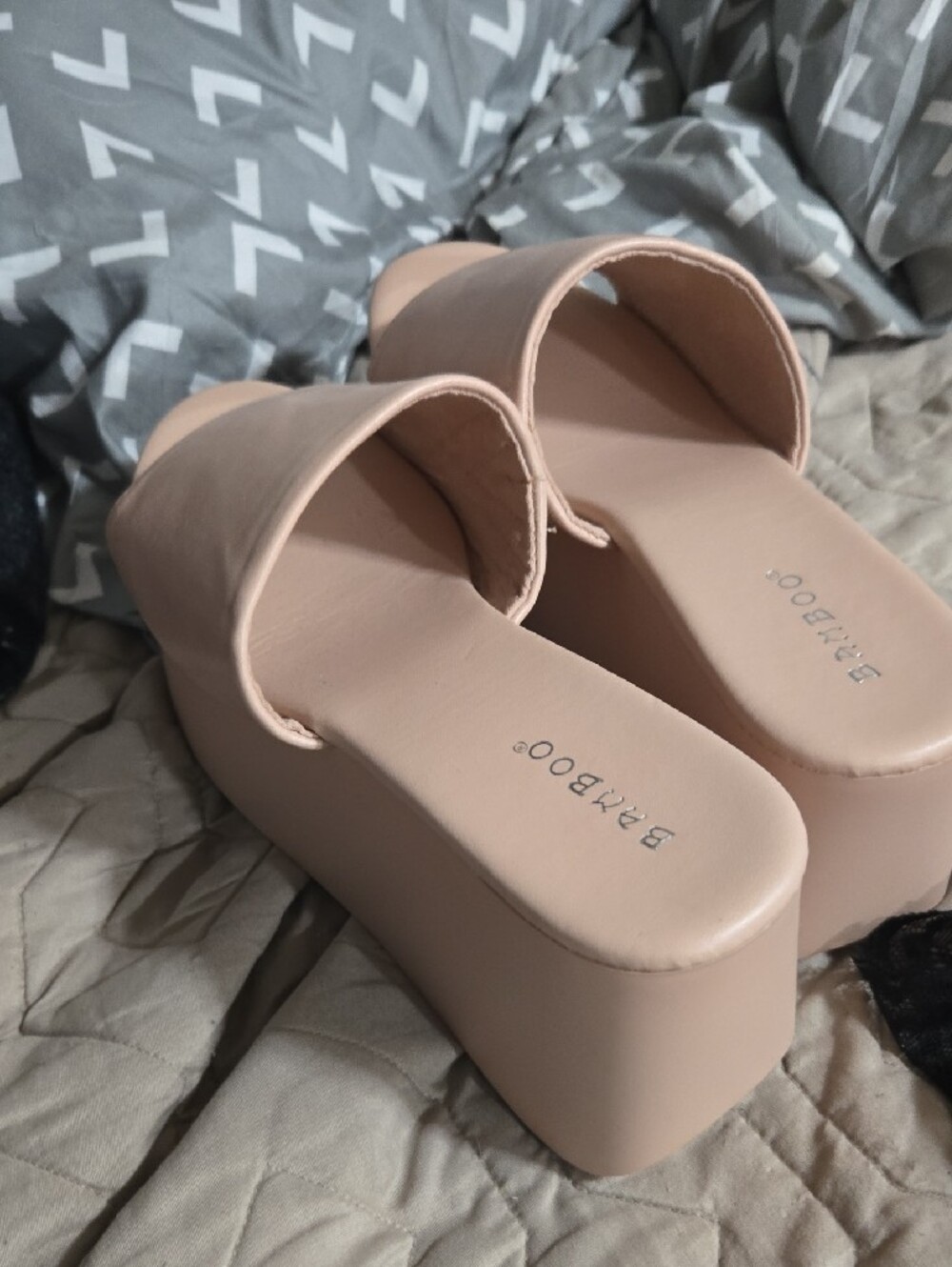 BAMBOO Nude Blush Platform Slide Sandals - Picture 3 of 5